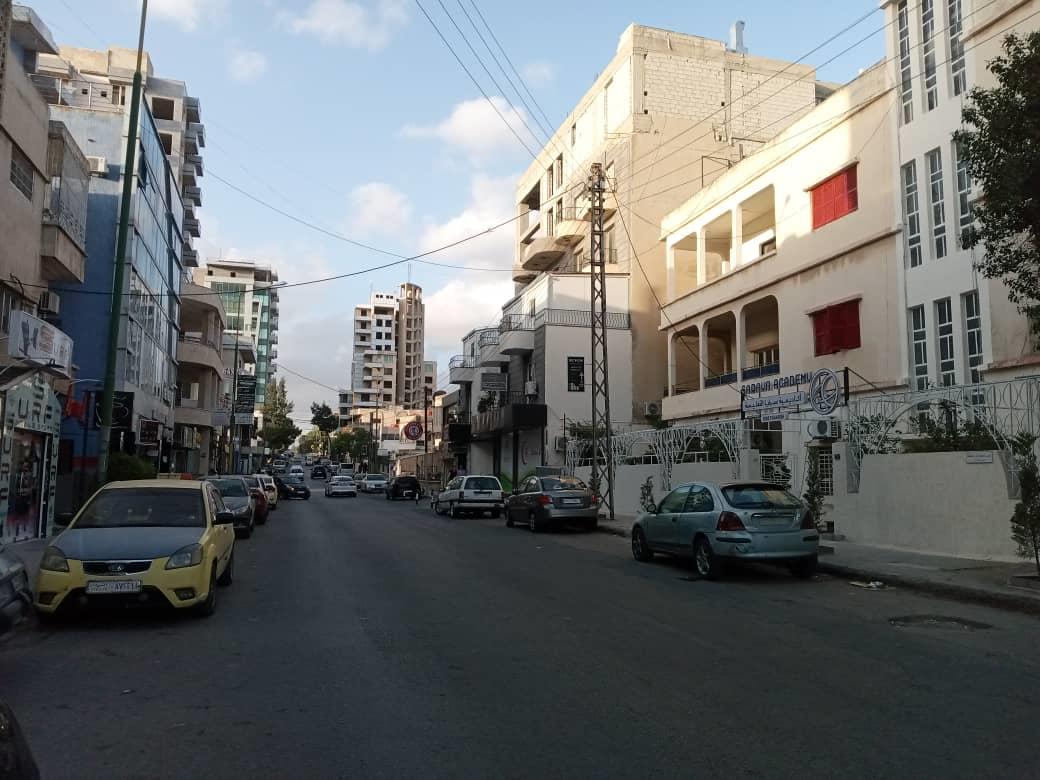 a7748971-5aa3-4052-9ea6-644b93a1650f