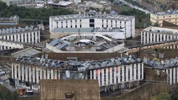 e1241c83-ce7e-459f-a1e7-bcc02f9a15ea