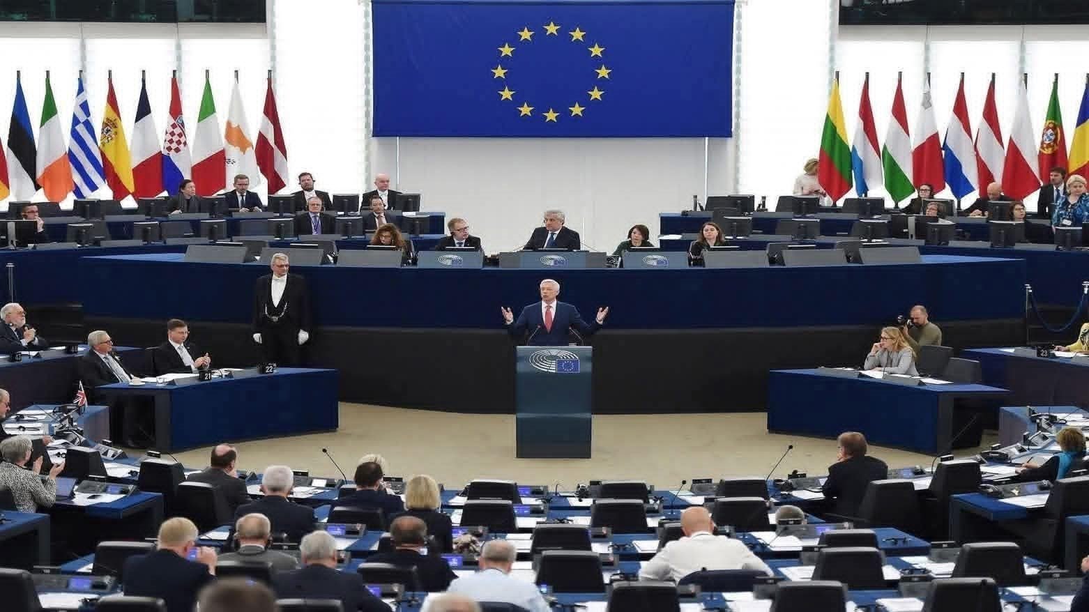 63863350-50e0-4ffa-b166-75182b5b4a74