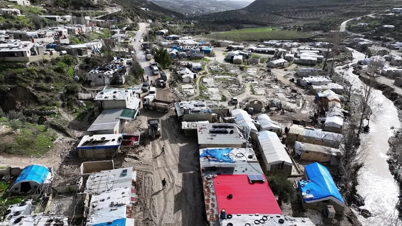 b32028b0-4a2b-4ff0-9a40-fce8316ceaae